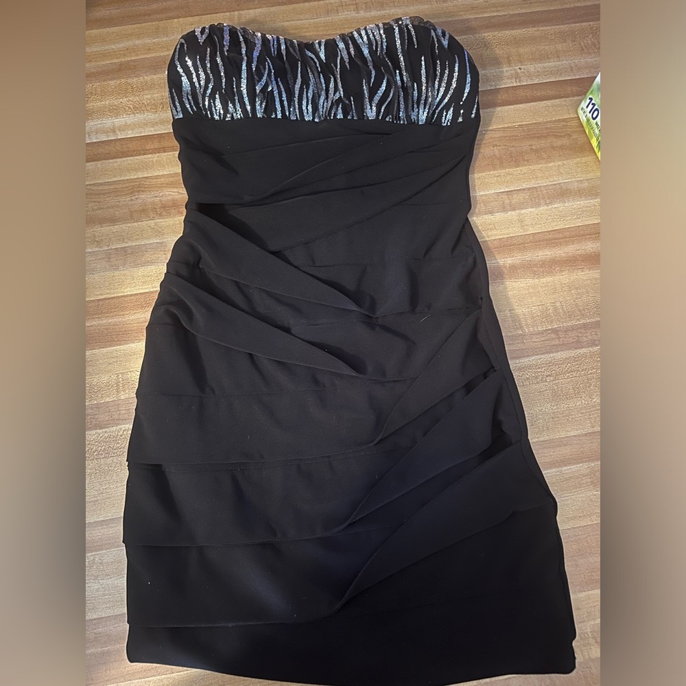 DEB mini dress size Small